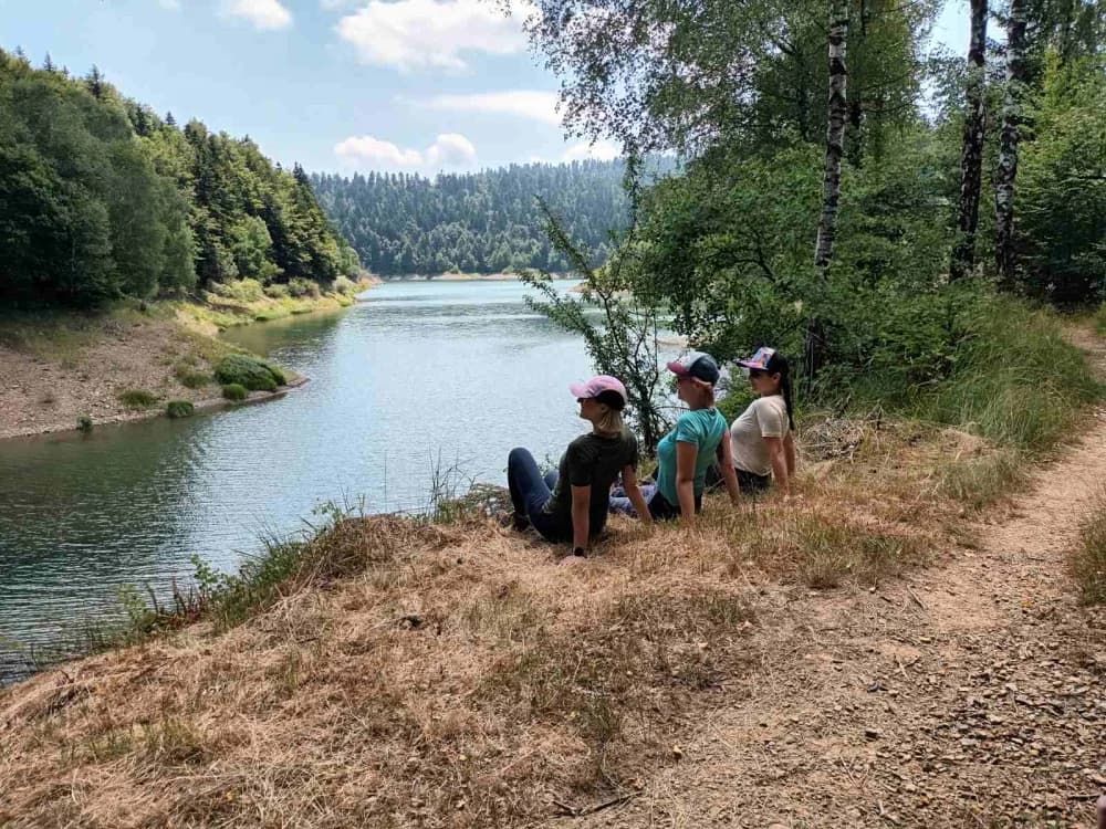 ’Gojzerice’ napravile izlet na Lokvarsko jezero u Gorski kotar