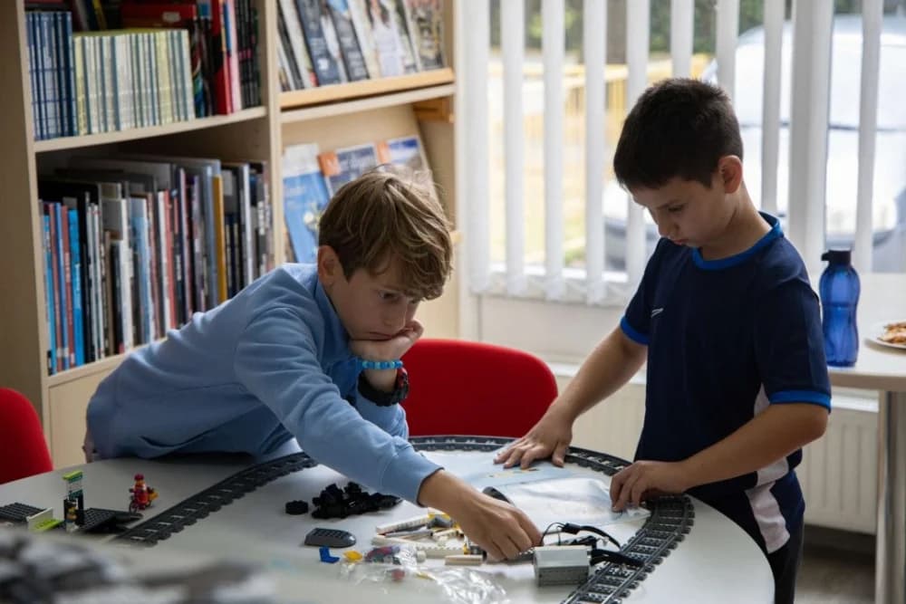 Kulturno ljeto u Kutjevu 2025.: Održan je lego maraton