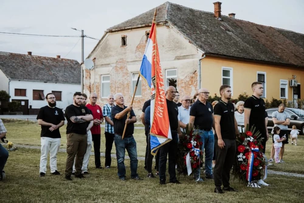Počele 8. Bekteške ljetne noći: Prva večer posvećena branitelju Draganu Jajiću