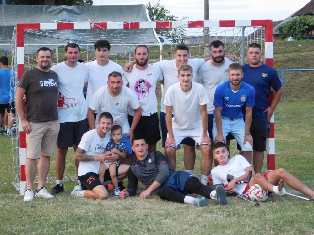 Malonogometni turnir Donja Obrijež: Park caffe pobjednik među 10 ekipa