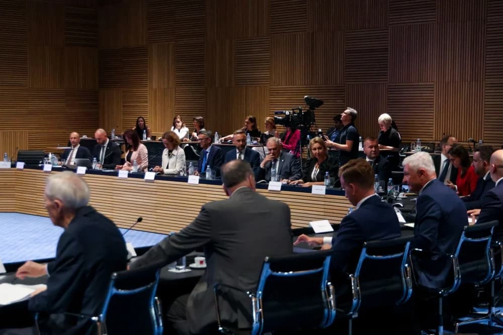 Jozić na sastanku s premijerom i ministrima: „Samo rast gospodarstva može pomoći smanjenju regionalnih razlika“