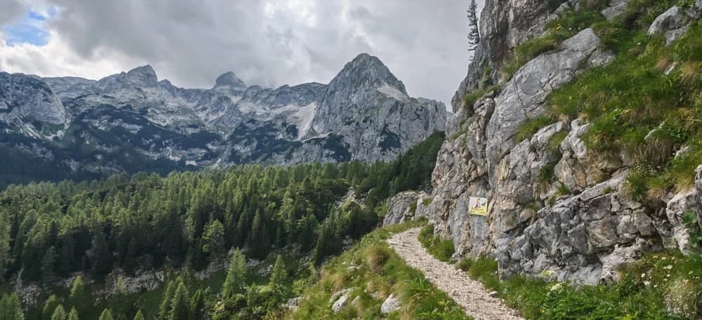 HPD Gojzerica uspješno osvojila Triglav – među njima i 11-godišnja planinarka Petra!