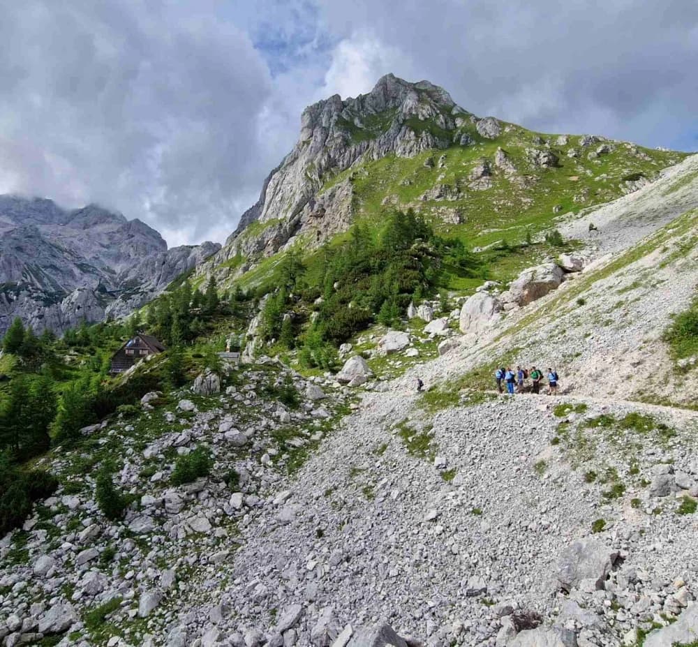 HPD Gojzerica uspješno osvojila Triglav – među njima i 11-godišnja planinarka Petra!