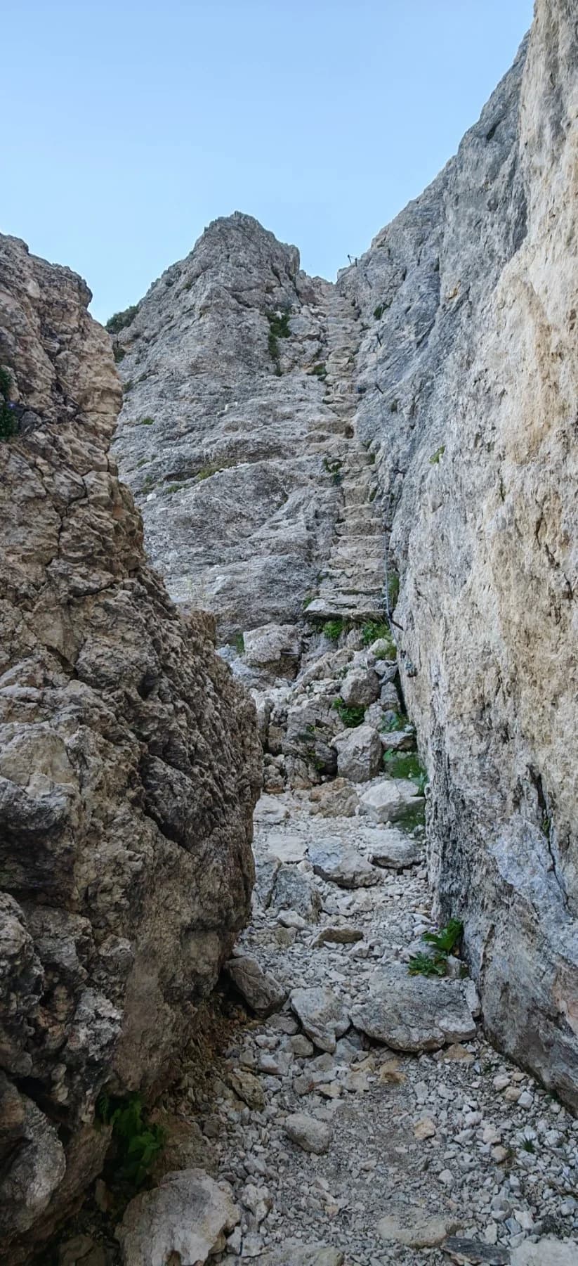HPD Gojzerica uspješno osvojila Triglav – među njima i 11-godišnja planinarka Petra!