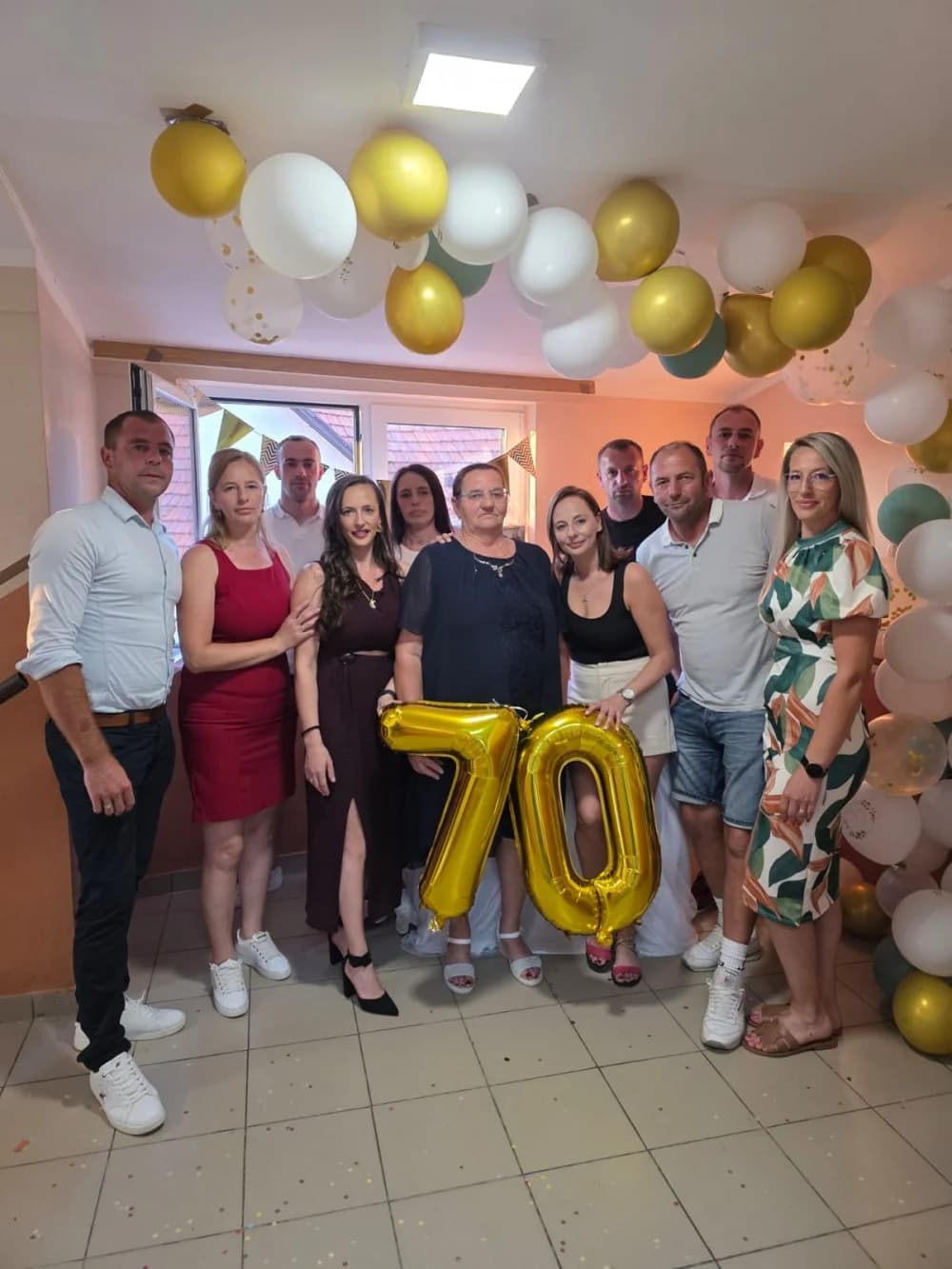 Tiha heroina iz Kotor Varoša – majka čije je srce bilo dom za 14-ero djece 