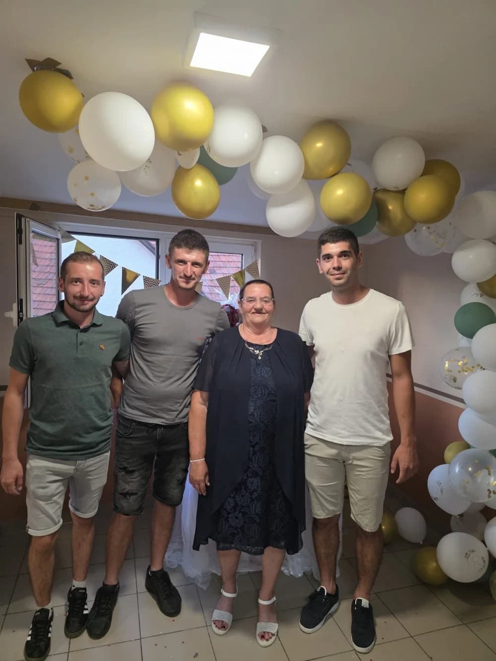 Tiha heroina iz Kotor Varoša – majka čije je srce bilo dom za 14-ero djece