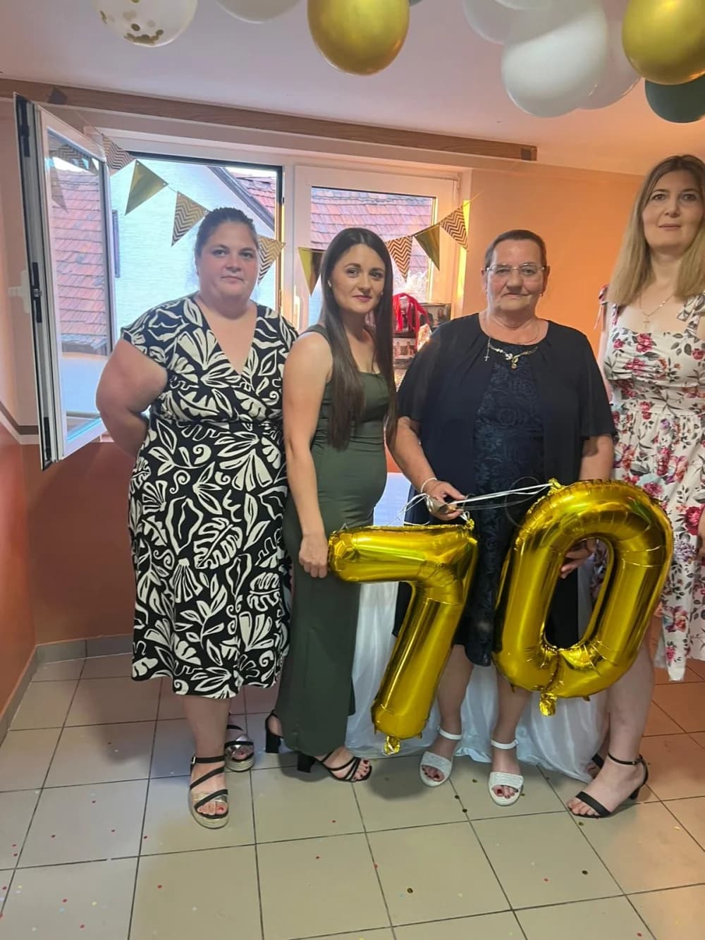 Tiha heroina iz Kotor Varoša – majka čije je srce bilo dom za 14-ero djece