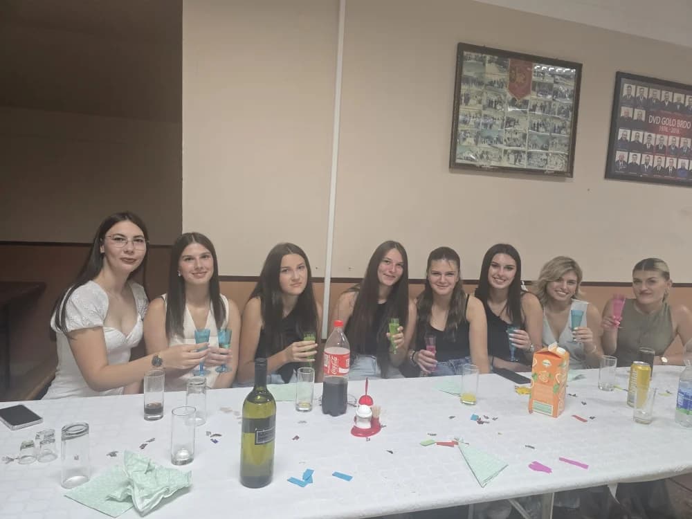 Tiha heroina iz Kotor Varoša – majka čije je srce bilo dom za 14-ero djece