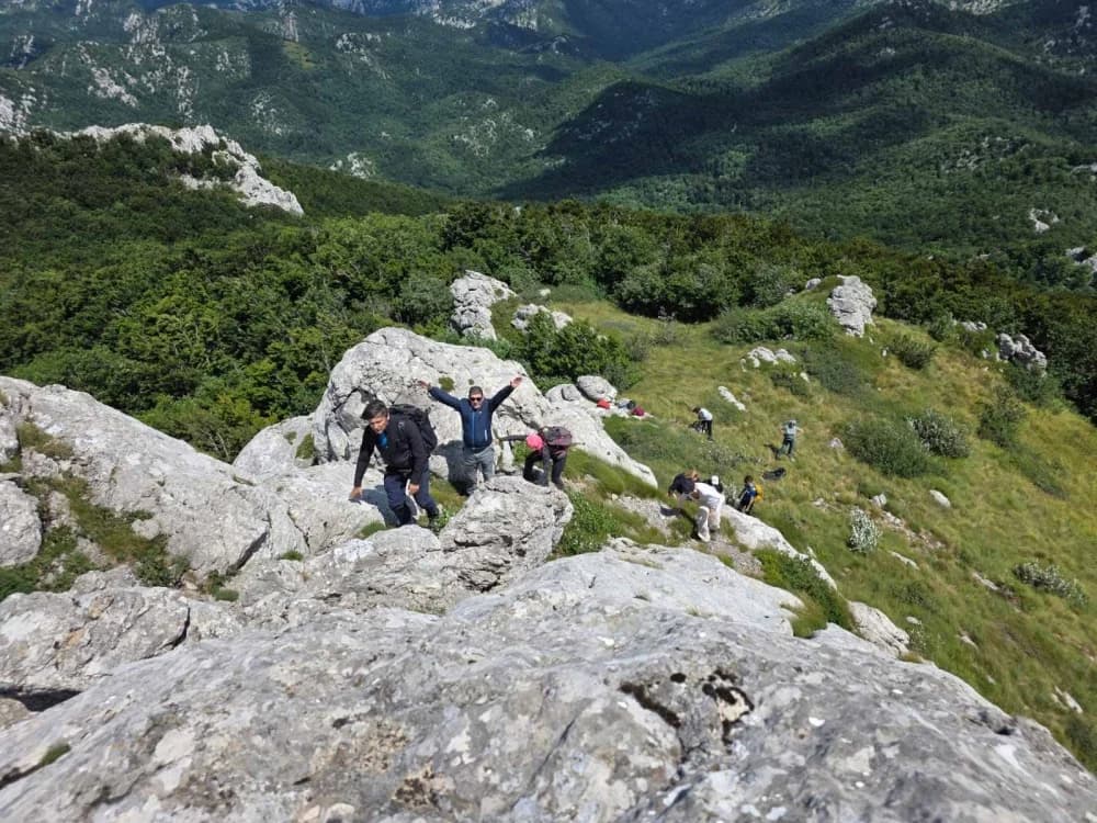 HPD „Sokolovac“ Požega- Izlet na Debeli kuk i otok Ist