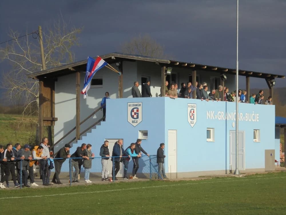 U Bučju na nogometnome stadionu: 13. Graničar kup i predkirvajska zabava uz Baki i ajkule