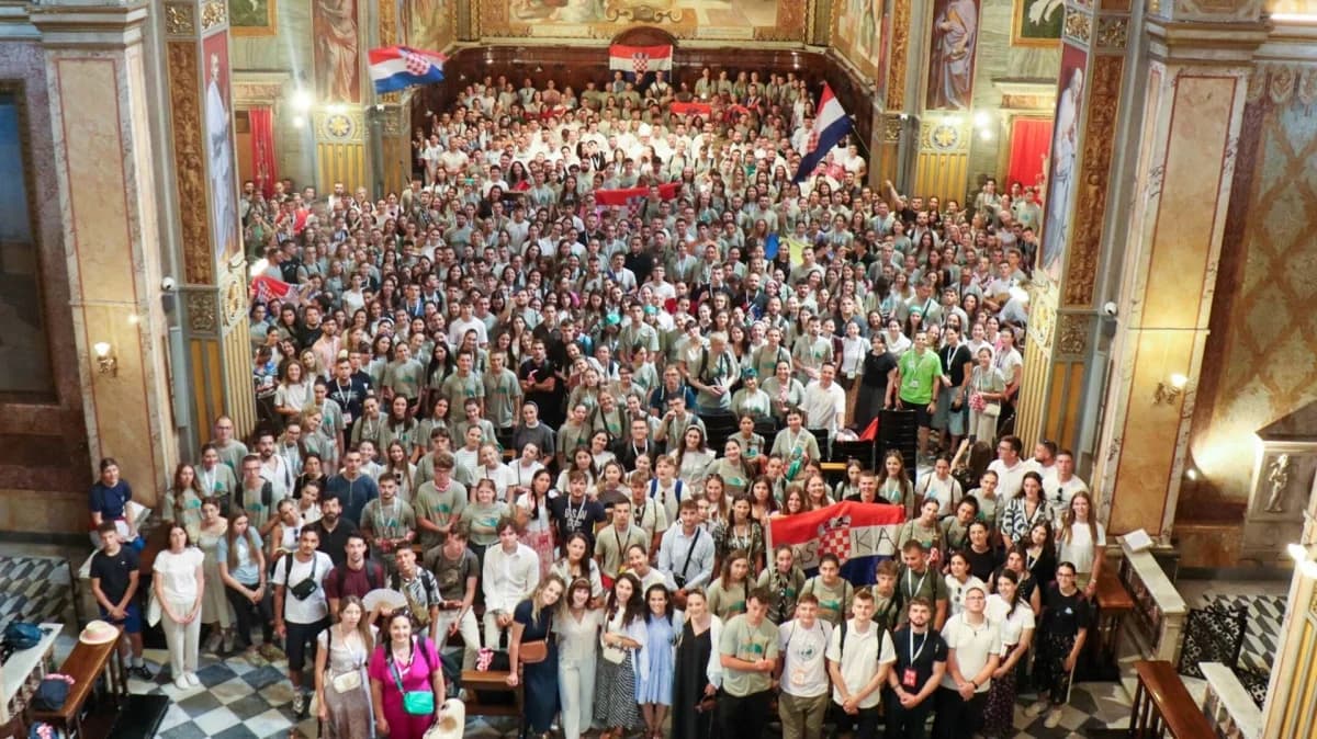 Mladi iz Požeške biskupije sudjelovali na Jubileju mladih u Rimu