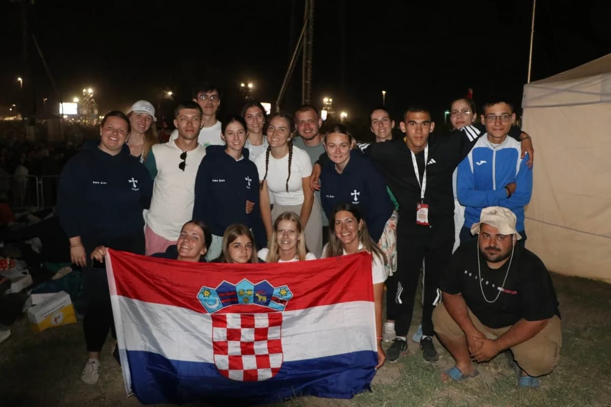 Mladi iz Požeške biskupije sudjelovali na Jubileju mladih u Rimu