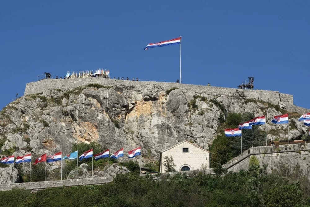 Županica Jozić prisustvovala na obilježavanju Dana pobjede i domovinske zahvalnosti, Dana hrvatskih branitelja i 30. obljetnice vojno-redarstvene operacije Oluja
