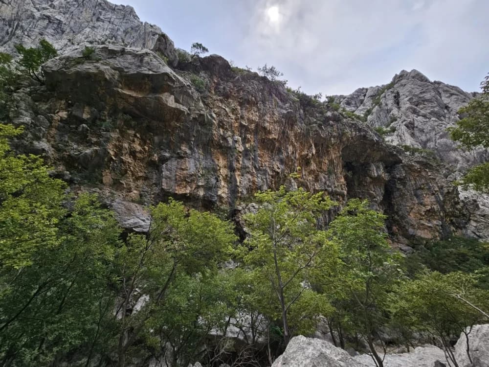 Kutjevački planinari nastavili avanture od Velebita do švicarskih Alpa