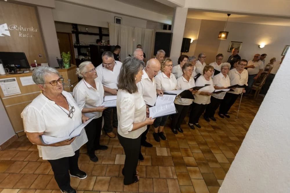 Tradicionalno druženje umirovljenika Grada Kutjeva u Ribarskoj kući Lukač
