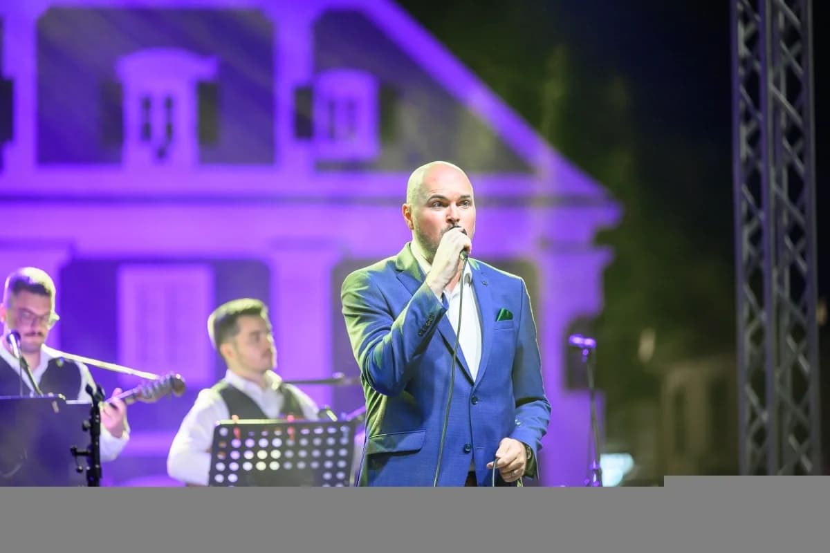 Prva večer festivala Zlatne žice Slavonije: Najgizdavija Šokica Angela Butorac, u finalu Divne godine