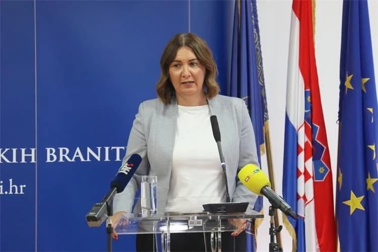 Ministar Medved uručio braniteljske zahvalnice u prigodi obilježavanja 34. obljetnice pogibije hrvatskih branitelja u Kusonjama