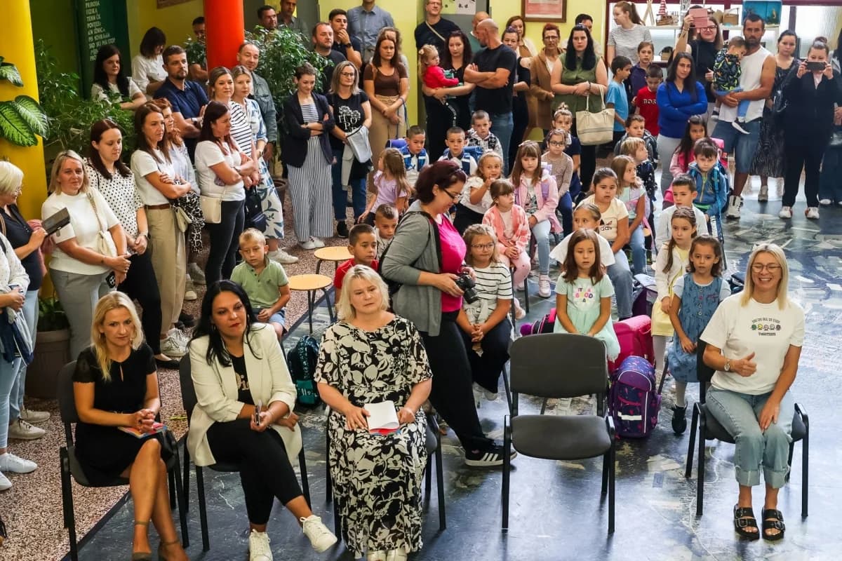 Prvi dan škole u Požeško-slavonskoj županiji: 590 prvašića započelo novo životno poglavlje
