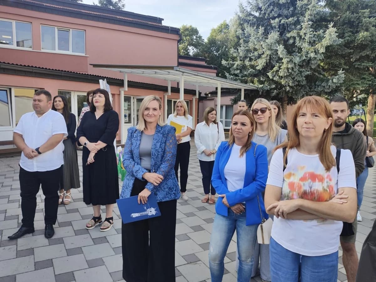 Gradonačelnik Miličević i njegova zamjenica Martinek obišli požeške gradske škole