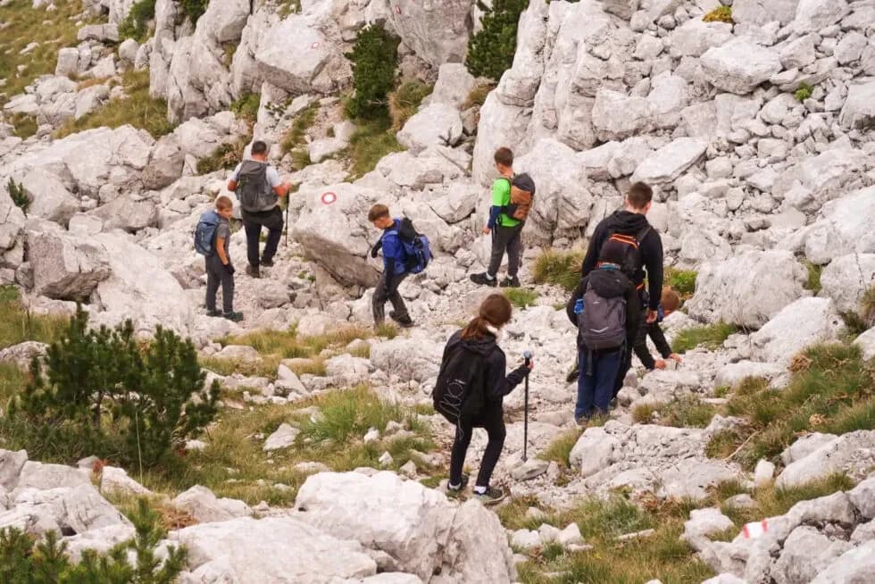 (FOTOGALERIJA) Mali požeški planinari Kempfići osvojili najviši vrh Hrvatske
