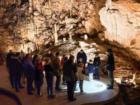 (FOTOGALERIJA) Mali požeški planinari Kempfići osvojili najviši vrh Hrvatske