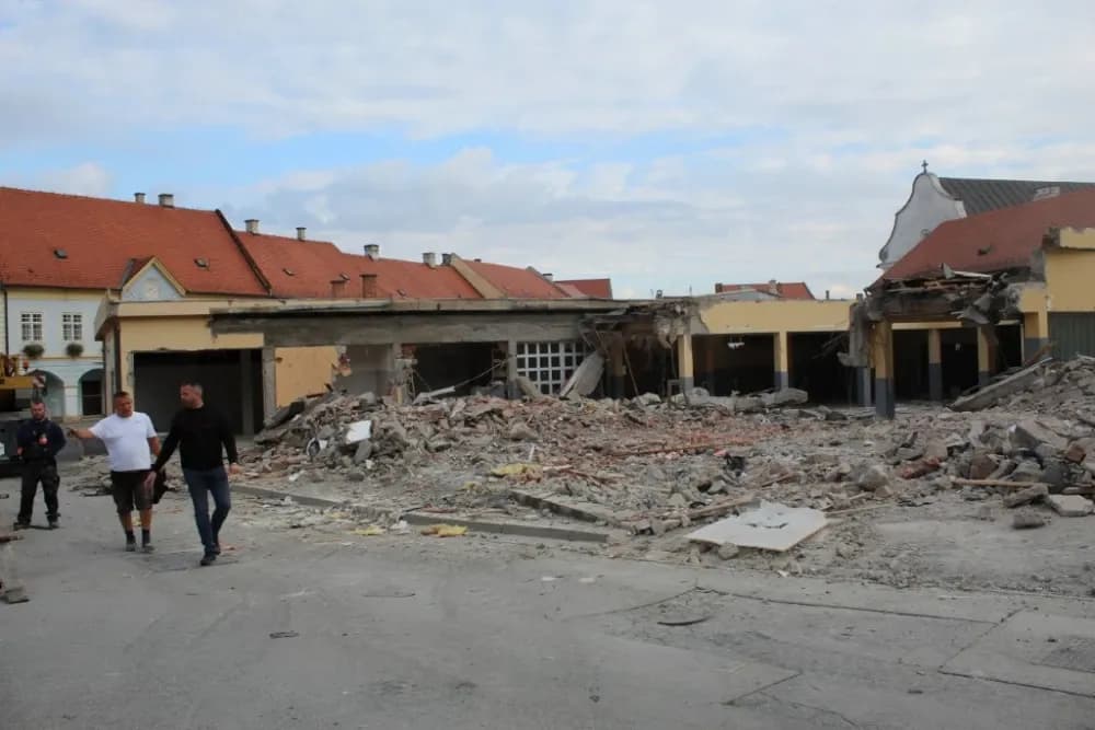 Rušenje stare tržnice: Na istom bi mjestu trebala niknuti nova, a hoće li!?