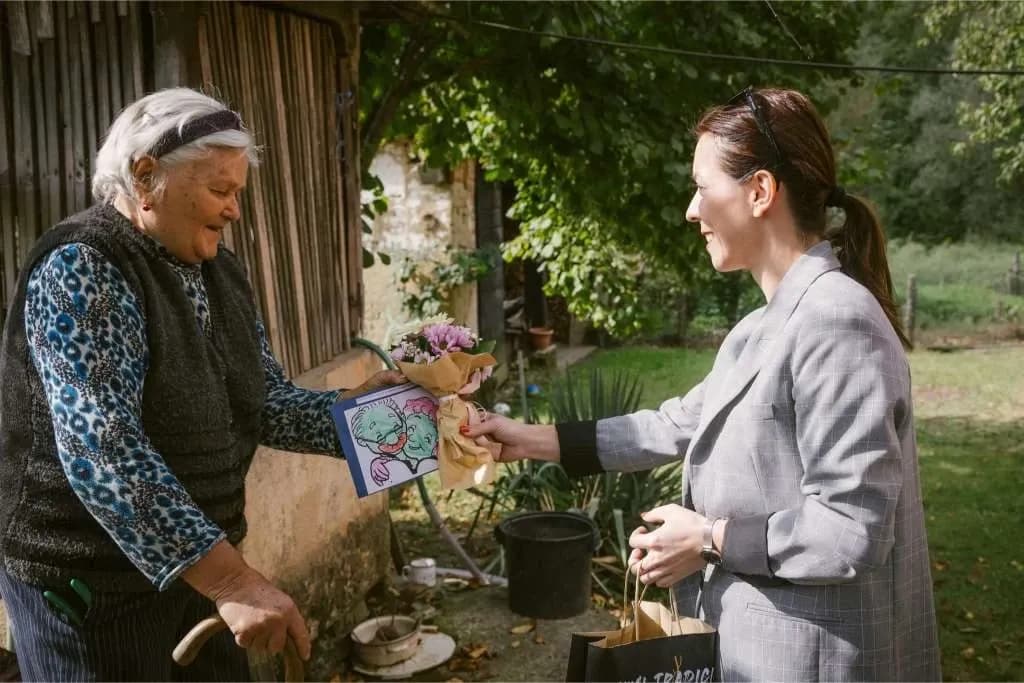 [FOTO] Posjet korisnicima projekta “Zaželi – za bolje sutra III” povodom Dana starijih osoba