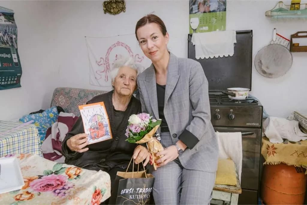 [FOTO] Posjet korisnicima projekta “Zaželi – za bolje sutra III” povodom Dana starijih osoba