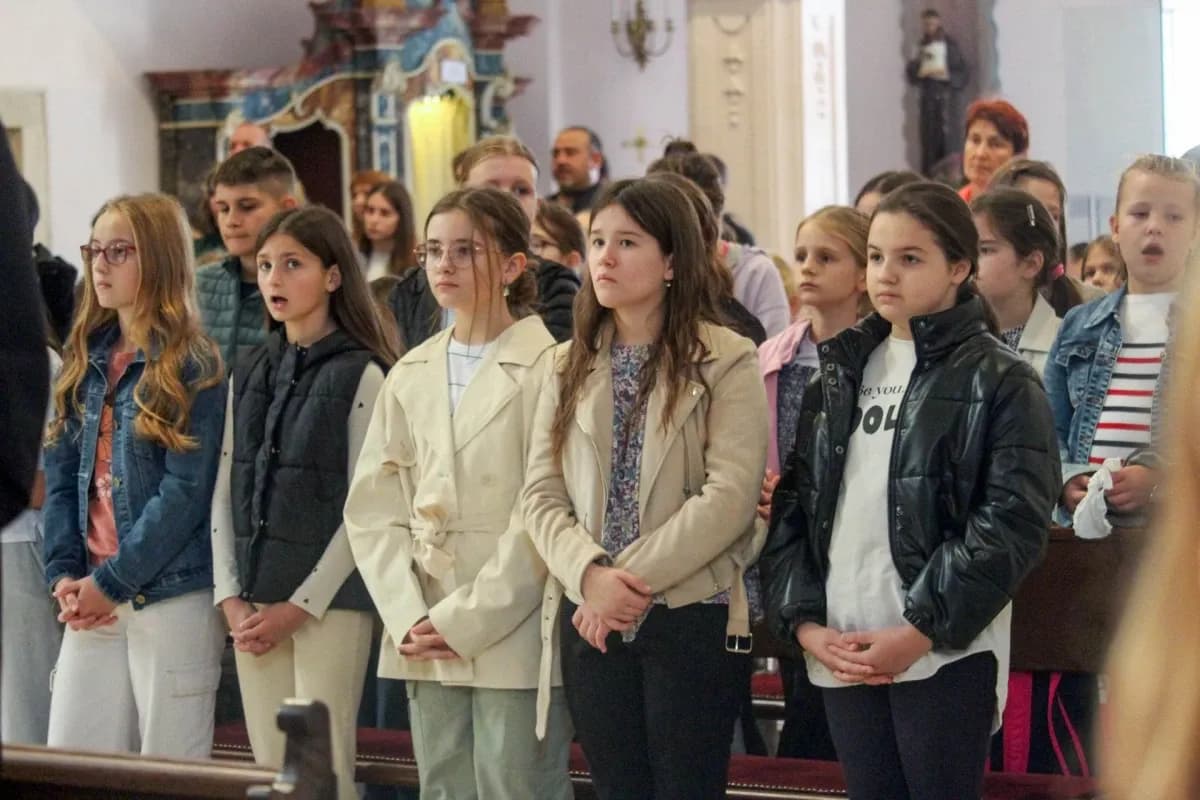 Hodočašće dječjih pjevačkih zborova u požešku Katedralu
