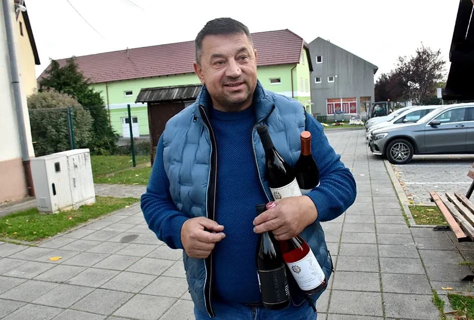 Graševina s Trga: Svečani završetak berbe u srcu Kutjeva na kojoj je za novog vincilira izabran Ante Paulić