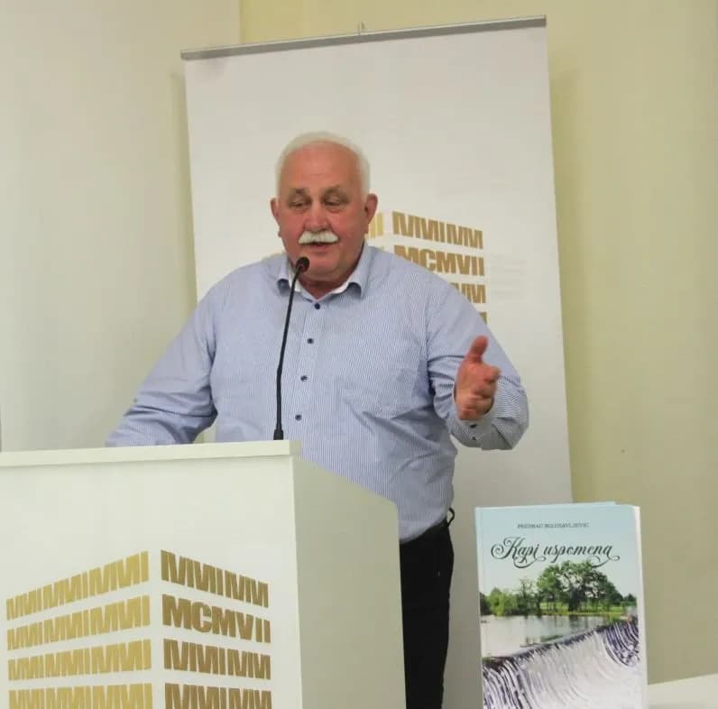 MJESEC HRVATSKE KNJIGE U PLETERNIČKOJ KNJIŽNICI: Predstavljena zbirka pjesama ’Kapi uspomena’ Predraga Milosavljevića