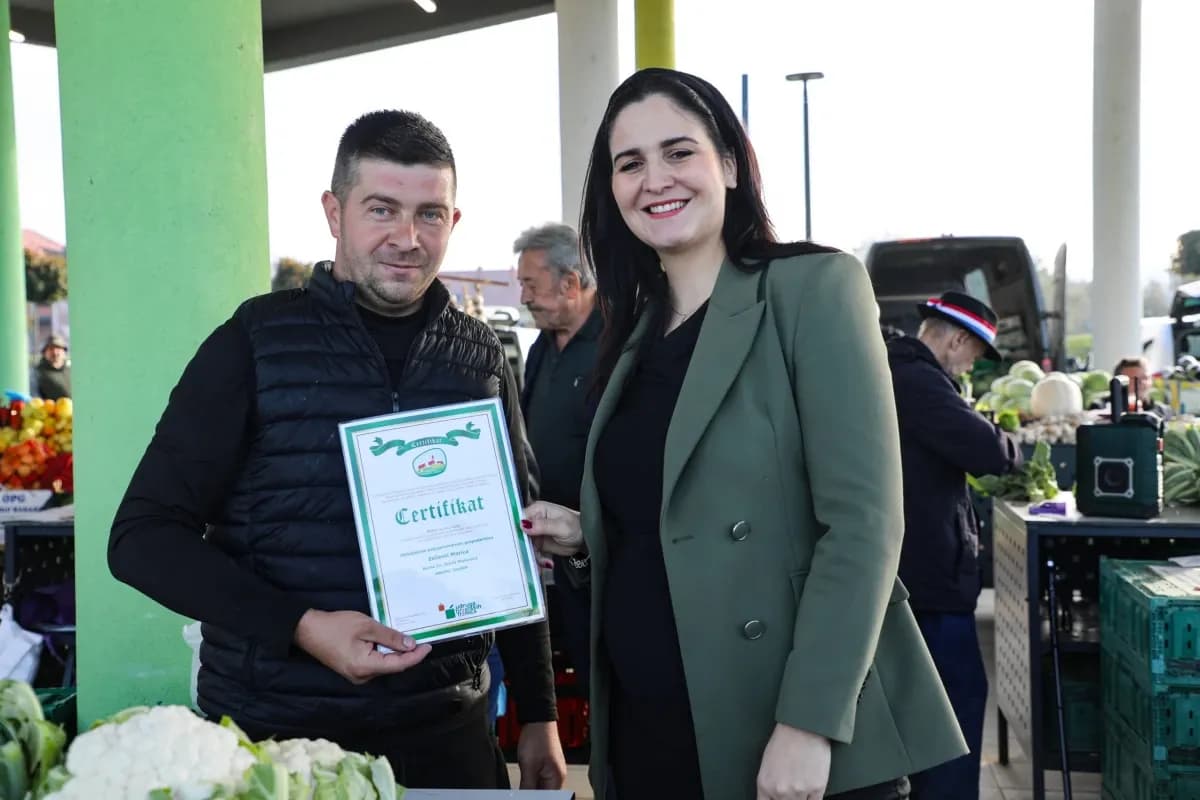 Na Gradskoj tržnici Pleternica dodijeljeni certifikati „Proizvodi hrvatskoga seljaka“