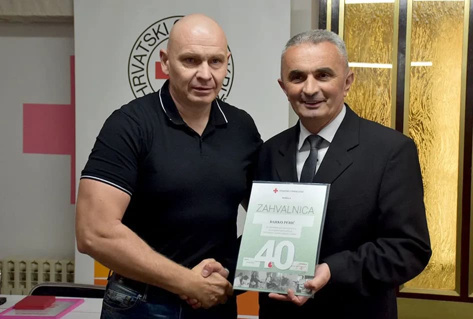 Prigodnom svečanošću i dodjelom priznanja Gradsko društvo Crvenog križa Požega obilježilo Dan dobrovoljnih darivatelja krvi.
