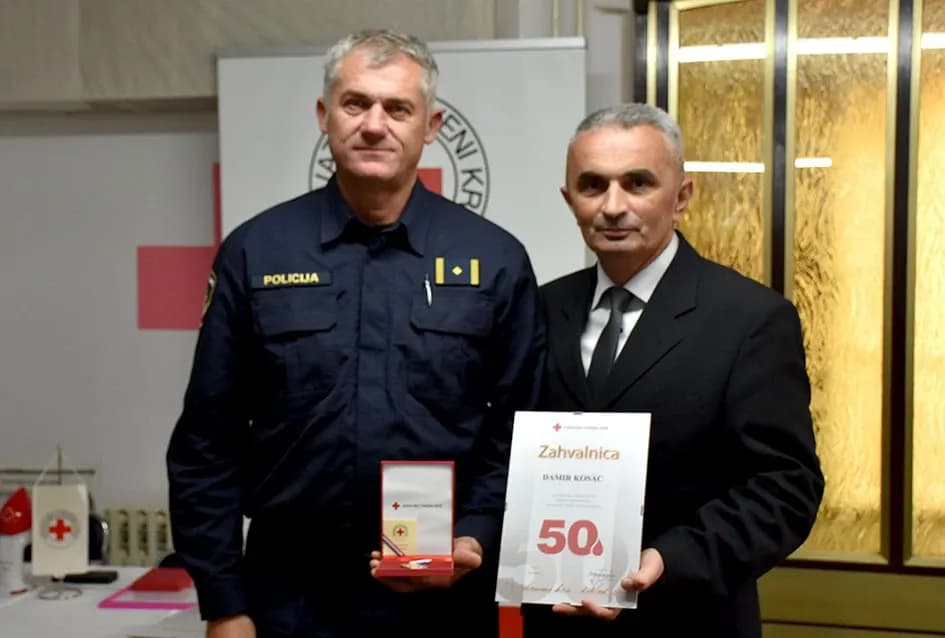 Prigodnom svečanošću i dodjelom priznanja Gradsko društvo Crvenog križa Požega obilježilo Dan dobrovoljnih darivatelja krvi.
