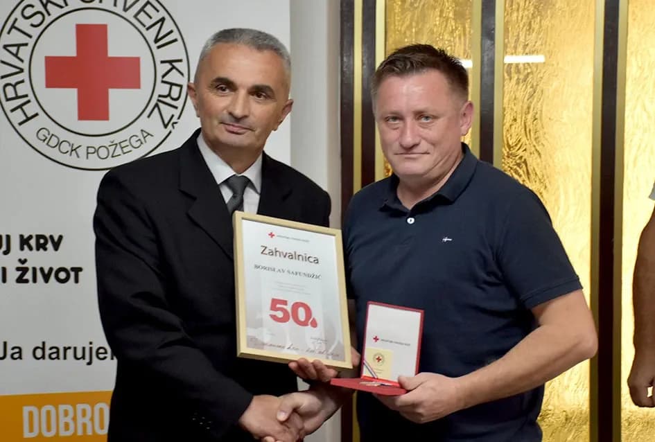 Prigodnom svečanošću i dodjelom priznanja Gradsko društvo Crvenog križa Požega obilježilo Dan dobrovoljnih darivatelja krvi.