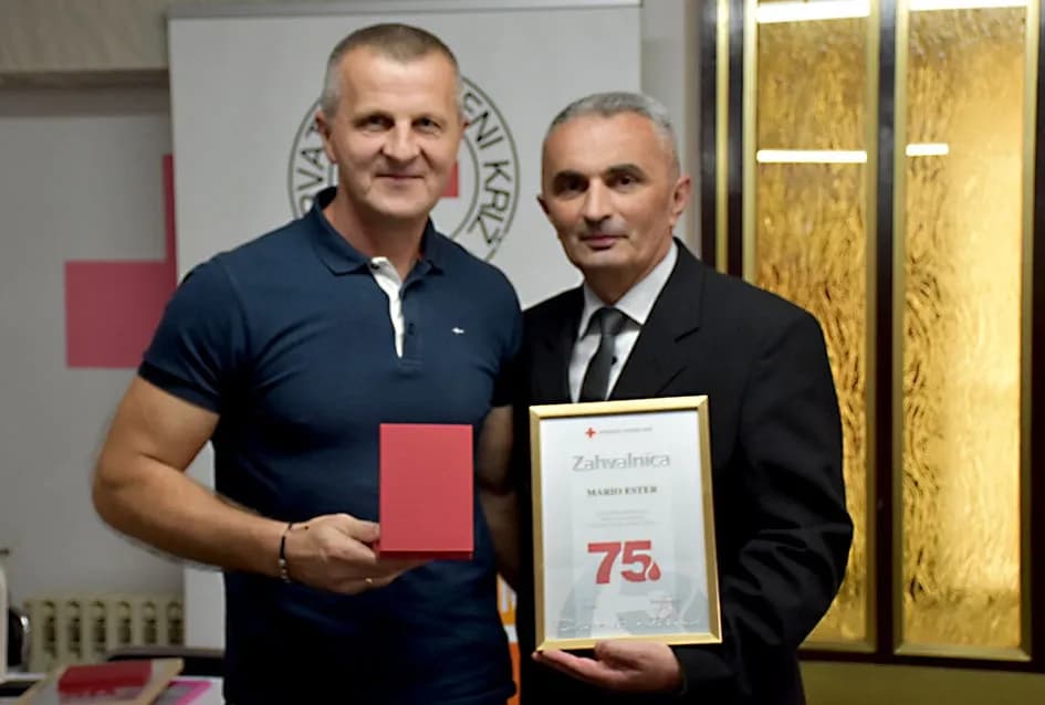 Prigodnom svečanošću i dodjelom priznanja Gradsko društvo Crvenog križa Požega obilježilo Dan dobrovoljnih darivatelja krvi.