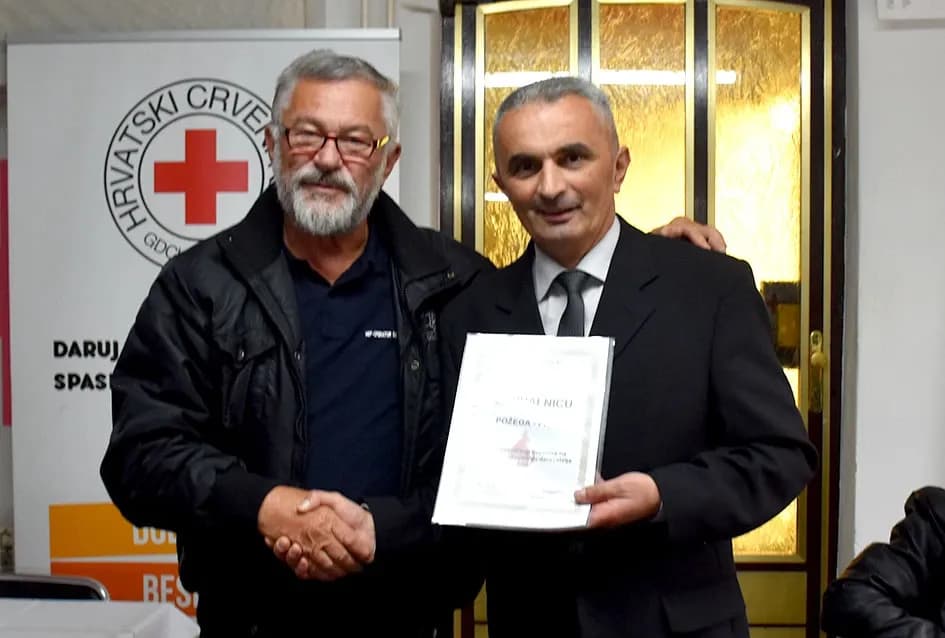 Prigodnom svečanošću i dodjelom priznanja Gradsko društvo Crvenog križa Požega obilježilo Dan dobrovoljnih darivatelja krvi.