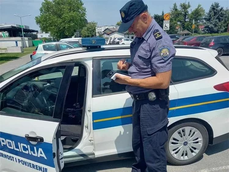 Policajac