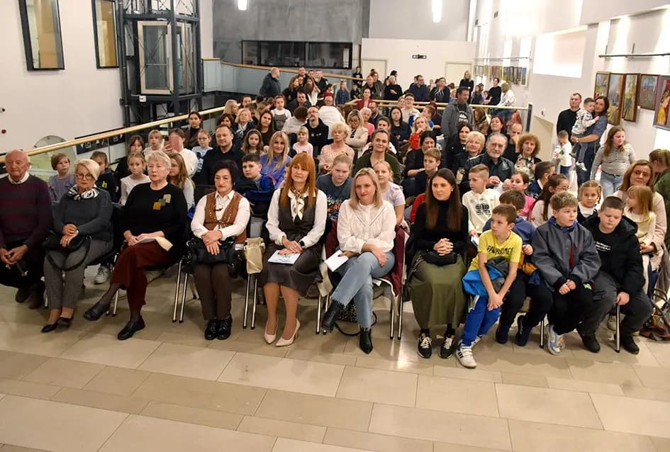 Promocija „Naše zimske pjesmoslikovnice“ u Gradskoj knjižnici Požega
