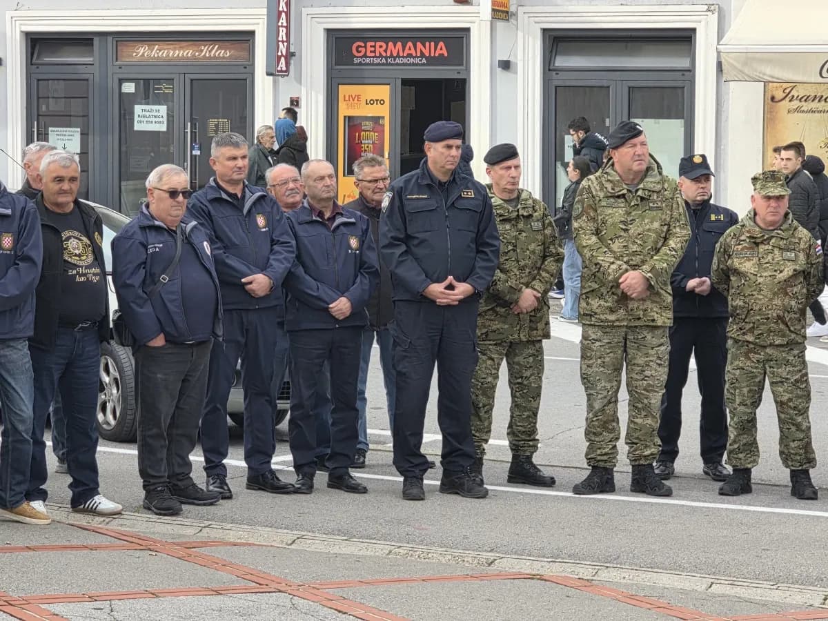 POŽEGA U ZNAKU PIJETETA: Požežani se poklonili žrtvama Vukovara, Škabrnje i svim braniteljima Domovine