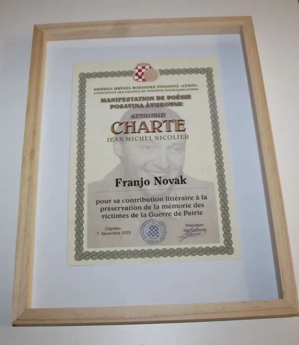 FOTOZABILJEŠKA Prof. Franjo Novak jedan od dobitnika povelje s likom Jean Michel Nicoliera