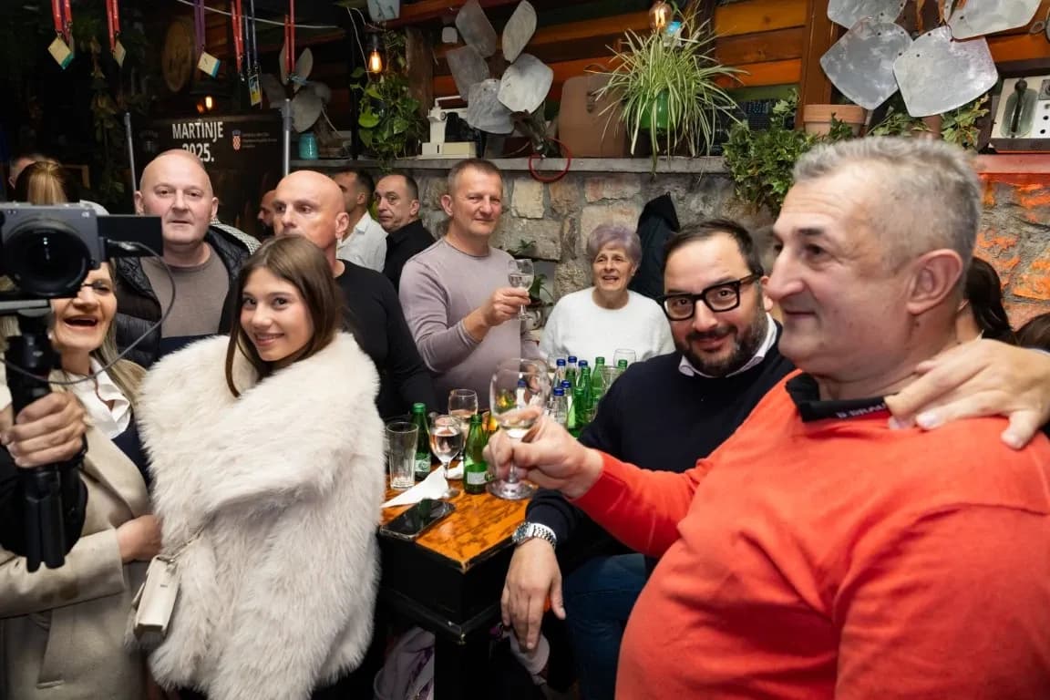 Martinje u Podgorici proslavljeno u svečanom ozračju: Vinarija Kutjevo predstavila mladu graševinu pred više od 500 uzvanika