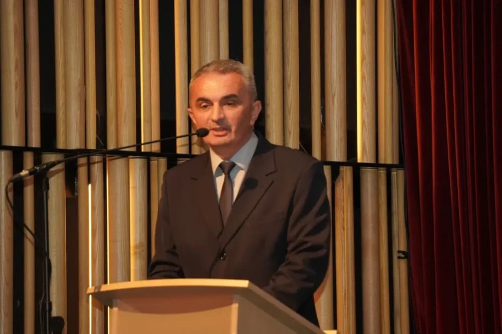 Od „veleučeni ministre“ do „Sjeverne Koreje“: Istup požeškog gradonačelnika koji je prešao sve granice na proslavi Dana grada Pleternice!