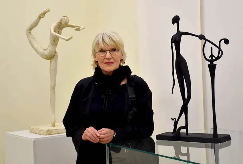 Požeška kiparica Tatjana Kostanjević osvaja Francusku: ’Violinist’ postavljen nedaleko Toulona, nakon što je postao simbol glazbe u Opatiji.