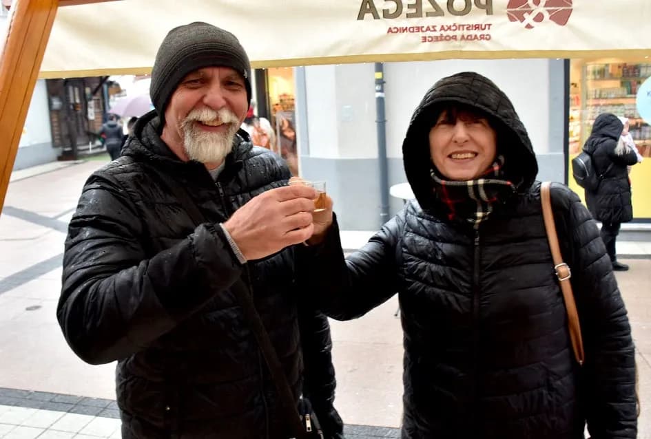 Požeški obrtnici i ove godine čuvari blagdanske tradicije