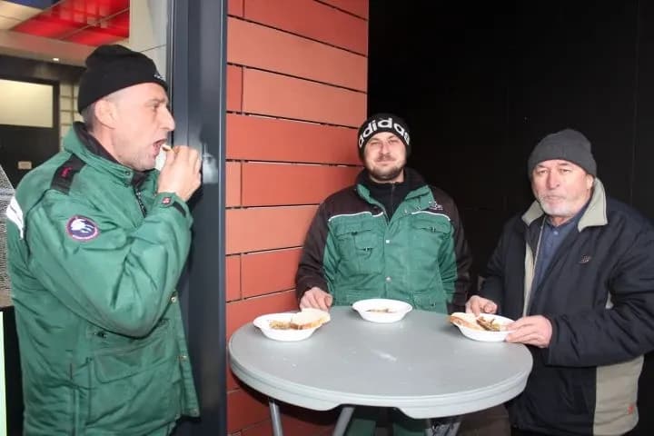 Na Badnjak u Pleternici podijeljeno 400 porcija posnih obroka