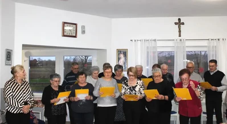 Pleternički umirovljenici posjetili Dom za starije i nemoćne „Baketarić“ u Resniku