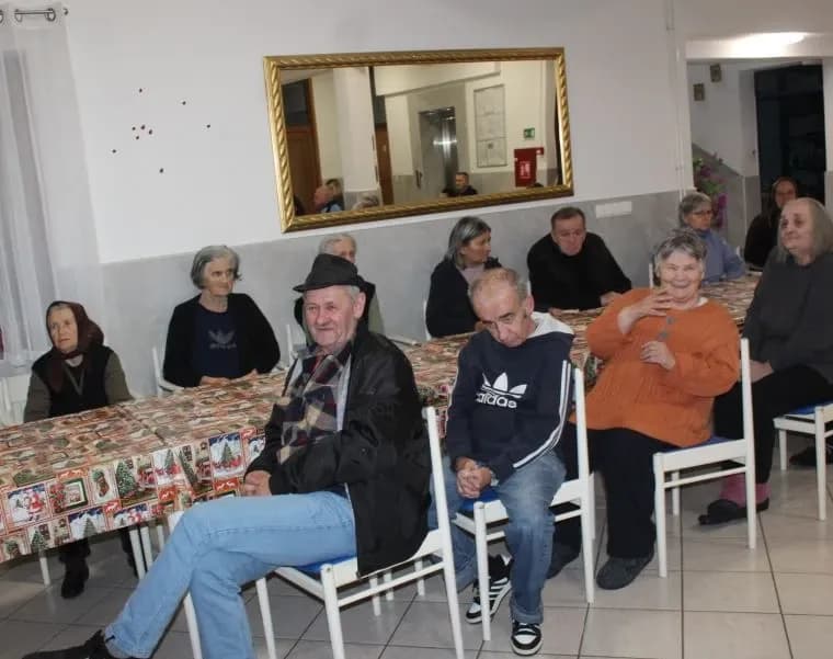 Pleternički umirovljenici posjetili Dom za starije i nemoćne „Baketarić“ u Resniku