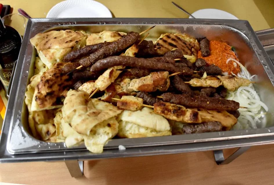 Brđani Odreda izviđača Požega uz blagdansko druženje i novu zastavu ispratili uspješnu godinu