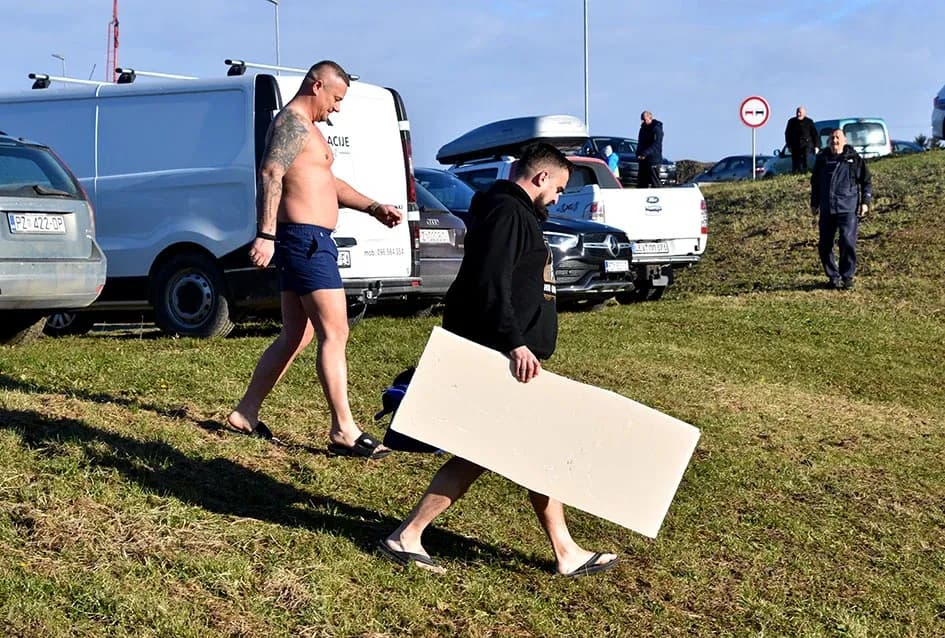 U ledenoj Orljavi za djecu: Požeška humanitarna akcija na Staru godinu